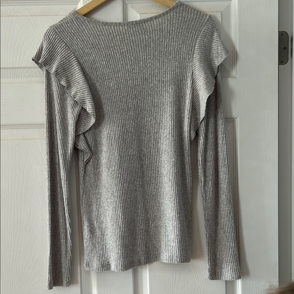 Gray Ribbed Long Sleeve Top - Picture 3 of 3